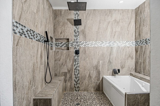 Building Photo - 219 Utah St