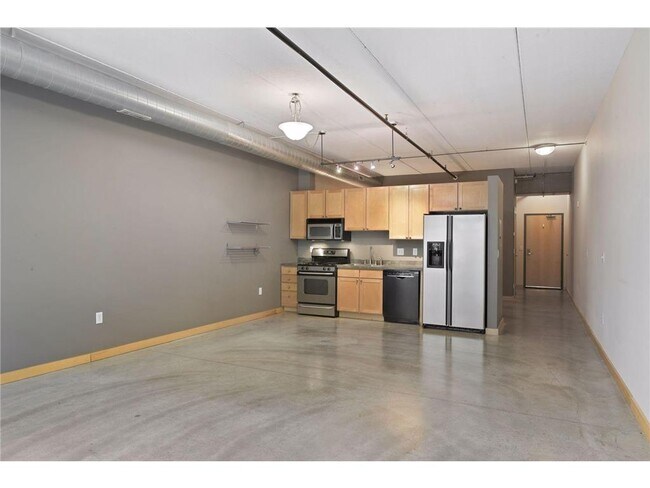 Building Photo - 710 N 4th St