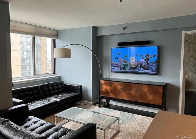 Building Photo - 4-74-74 48th Ave