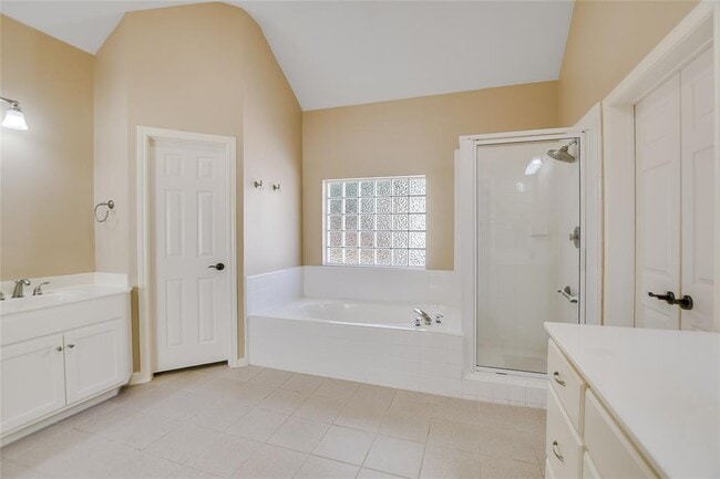 Building Photo - 6407 Johanne Ct