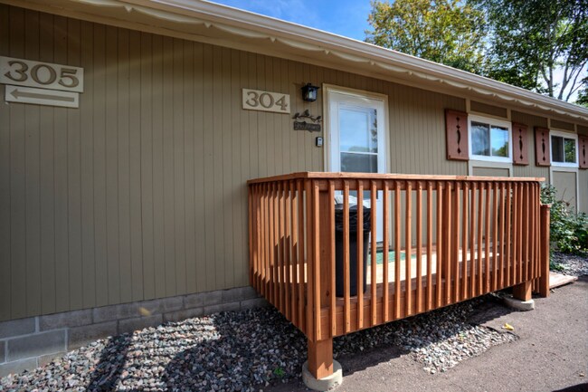 Building Photo - 1105 Eagle Bluff Rd