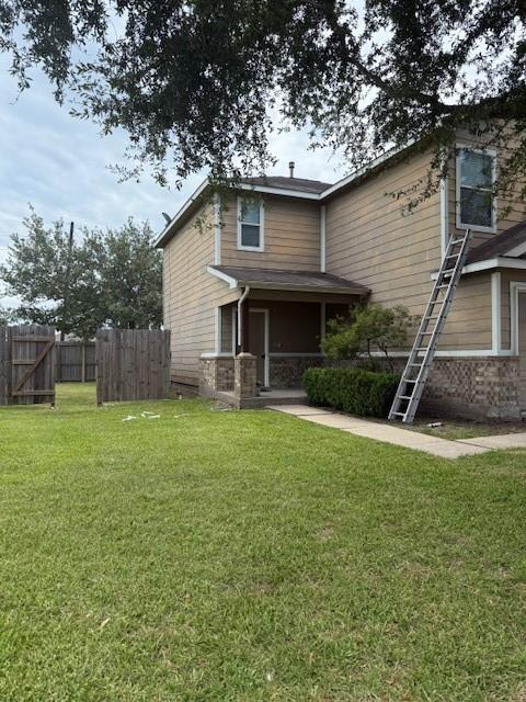 Building Photo - 8319 Radial Ct