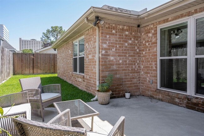 Building Photo - 11743 Wickhollow Ln