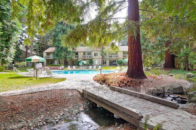 Building Photo - 505 Cypress Point Dr