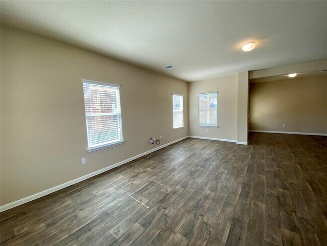 Building Photo - 3012 Tilmon Ln.