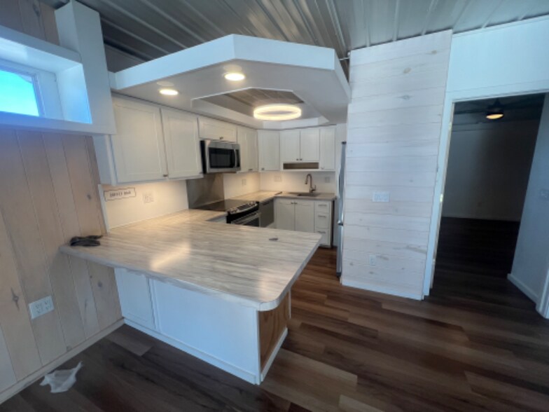 Building Photo - 2161 Springdale Center Rd