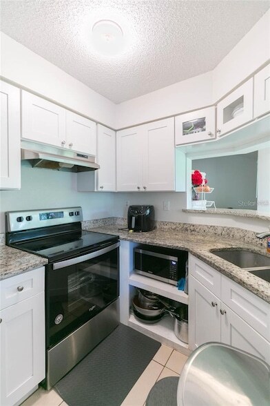 Building Photo - 8636 Mallard Reserve Dr