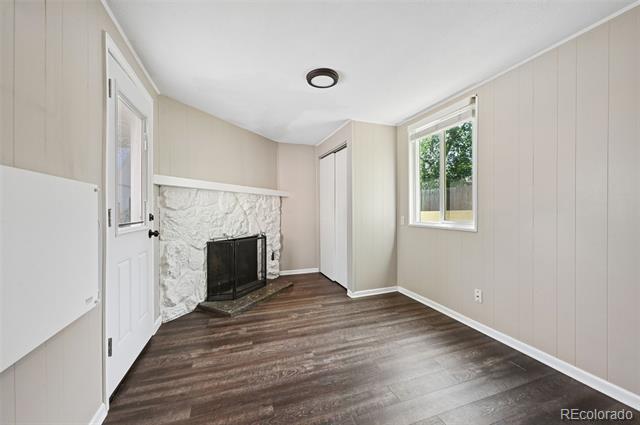 Building Photo - 1054 Leyden St