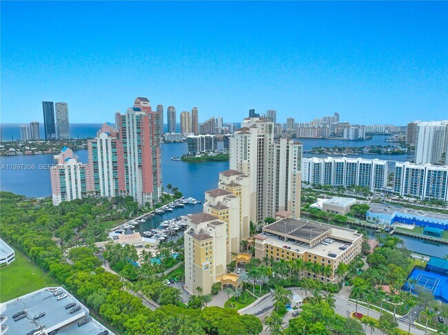 Building Photo - 3340 NE 190th St