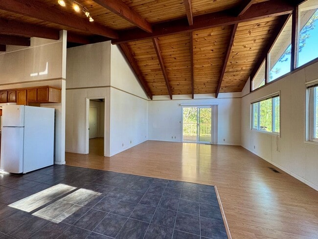 Building Photo - 11447 Lower Cir Dr