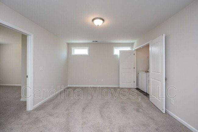 Building Photo - 124 Strongridge Trl