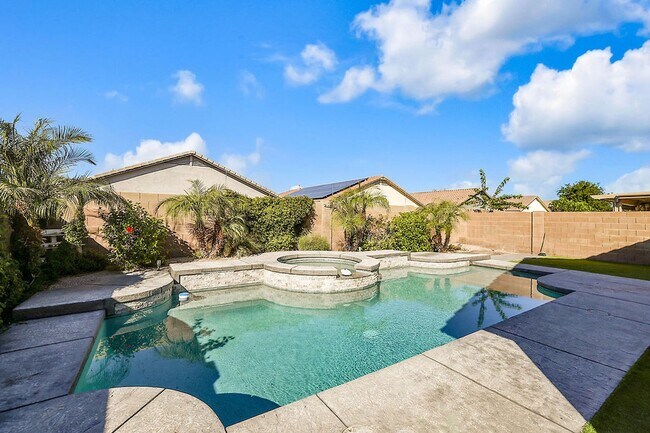 Building Photo - **Stunning 4-Bedroom, 3-Full Bath Home with Double Master Suites and Den