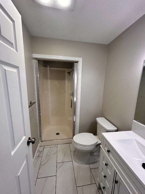 Building Photo - 6060 SW 170th Ave