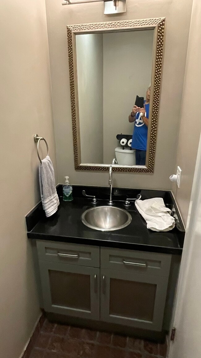 Building Photo - 190 15th St