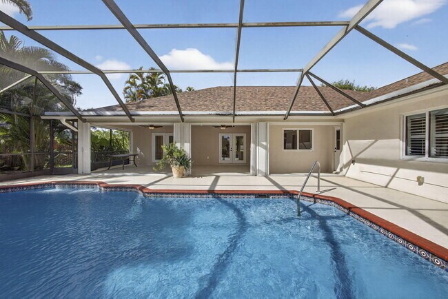 Building Photo - 1776 The 12th Fairway