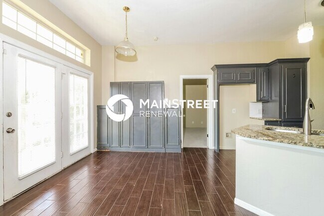 Building Photo - 3 Bedroom Pet-Friendly Home in Edmond, OK with Main Street Renewal