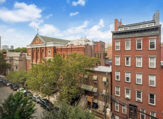 Building Photo - 25 McWilliams Pl