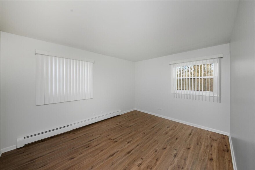 Building Photo - 126 W Washington St