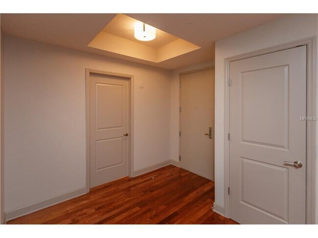 Building Photo - 2/2 at The Sanctuary ~ Downtown Orlando's Established Luxury Condos 1 Block from Lake Eola