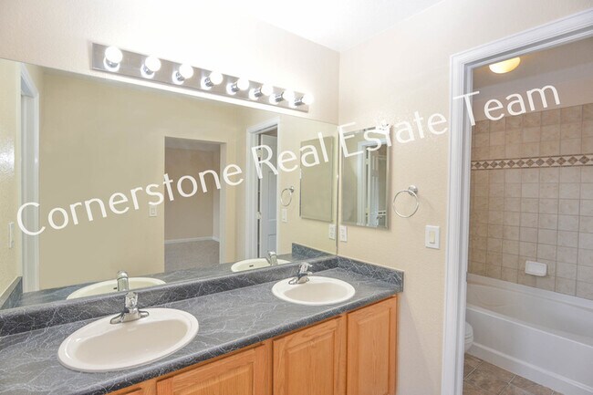 Building Photo - 5406 Gentle Wind Rd