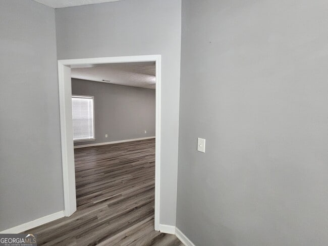 Building Photo - 5752 Olivia Ln