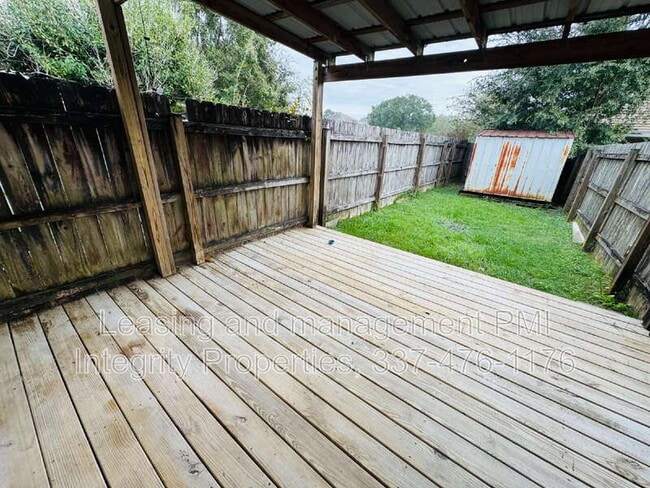 Building Photo - 2419 Robley Dr