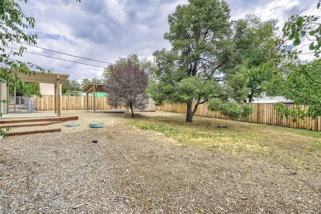 Building Photo - 2111 Nolte Dr