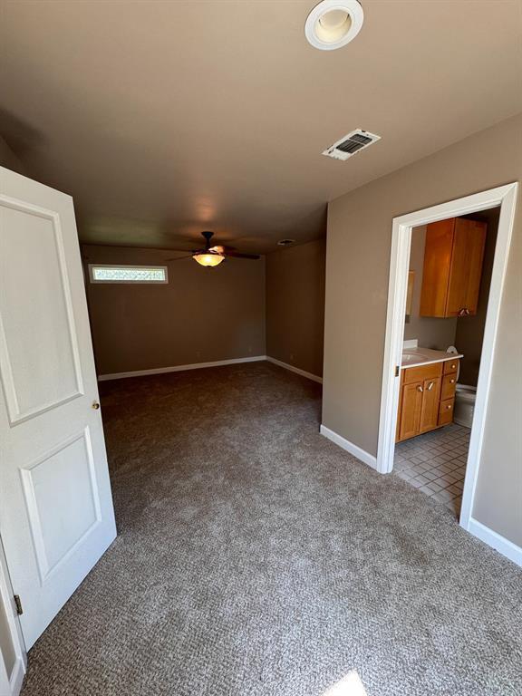 Building Photo - 201 W 33rd St