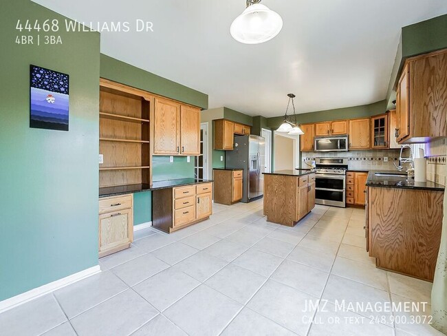 Building Photo - 44468 Williams Dr