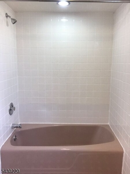Building Photo - 166 Carmita Ave