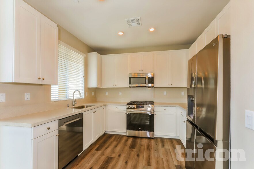 Building Photo - 31715 Willowood Way