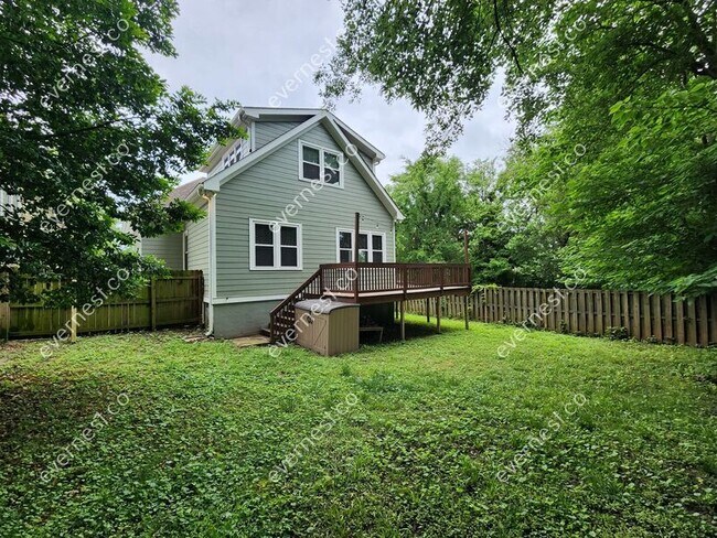 Building Photo - 219 Randolph St NE