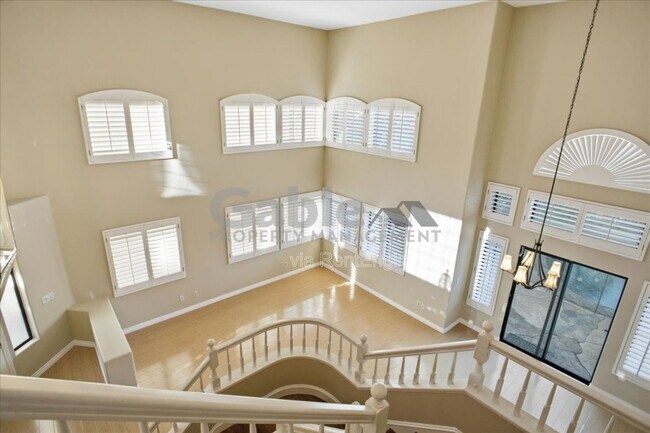 Building Photo - 25344 Irving Ln
