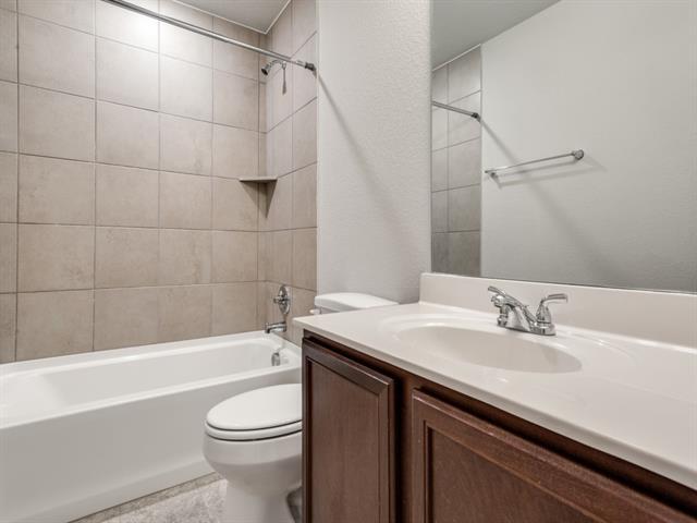 Building Photo - 3405 Cricket Dr