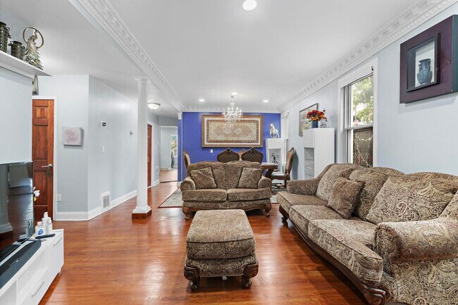 Primary Photo - 217 Highwood Ave