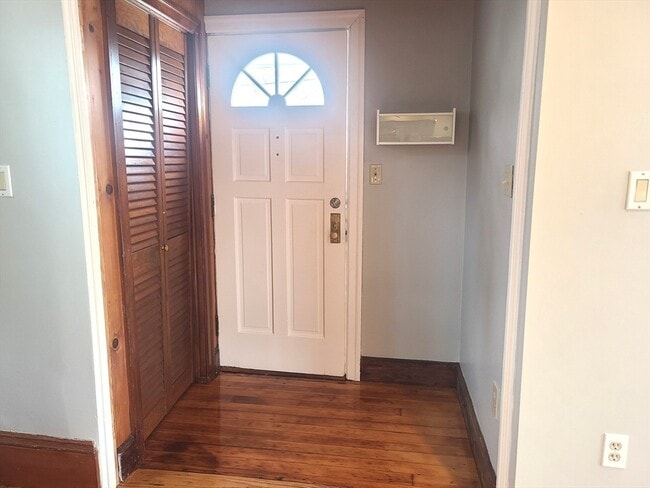 Building Photo - 30 South St