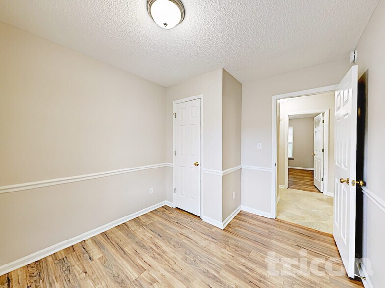 Building Photo - 4626 Falcon Chase Dr SW