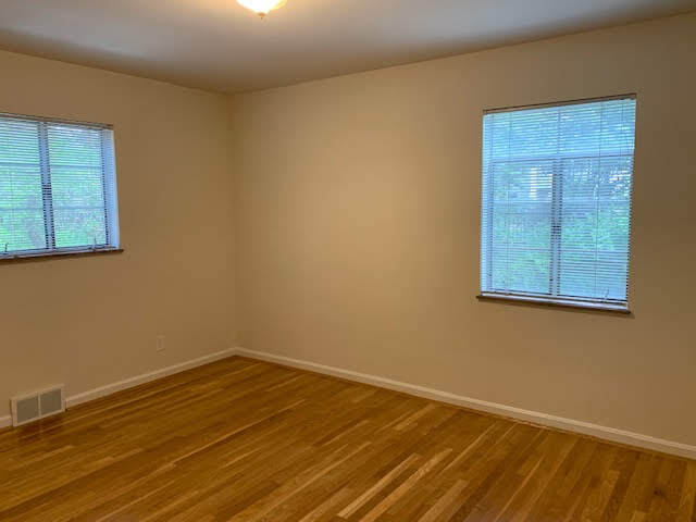 Building Photo - 3434 Linwood Ave