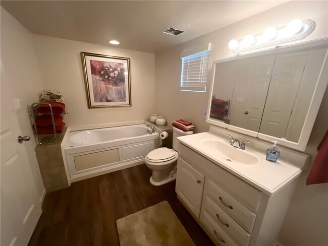 Building Photo - 7789 Mockingbird Dr