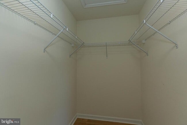 Building Photo - 341 Bullskin St