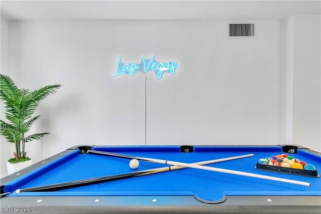 Building Photo - 3930 University Center Dr