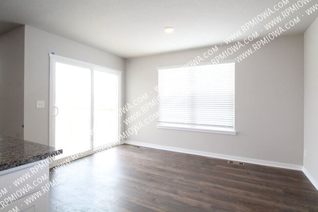 Building Photo - 3009 NW 29th St