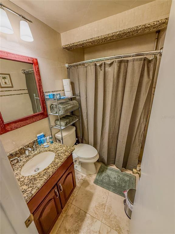 Building Photo - 2506 N Rocky Point Dr