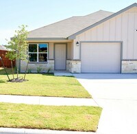 Building Photo - 201 Appalachian Trl