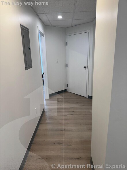 Building Photo - 301-303 Boston Ave Unit #2