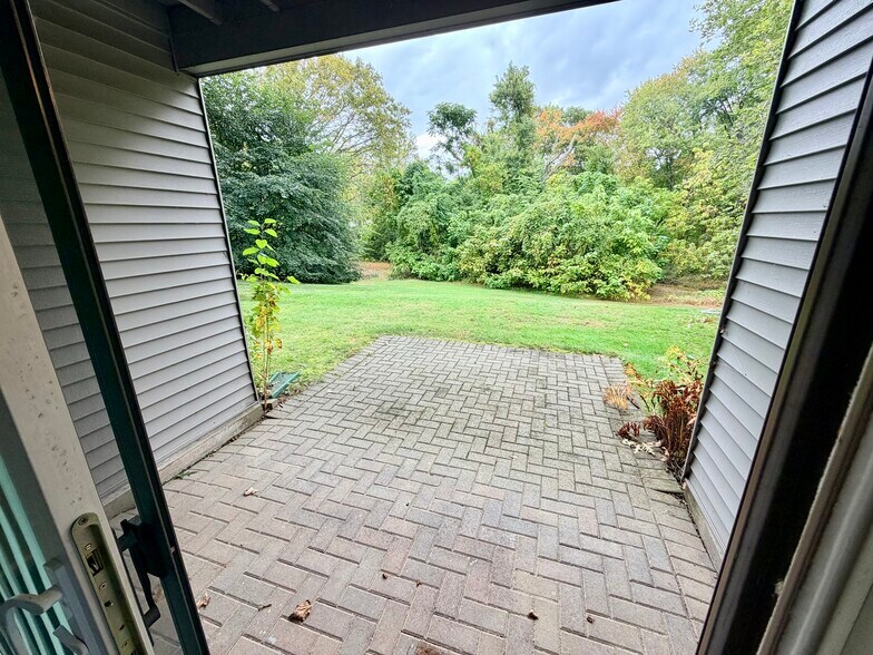 Walkout patio from basement - 40 Crossroads Ln