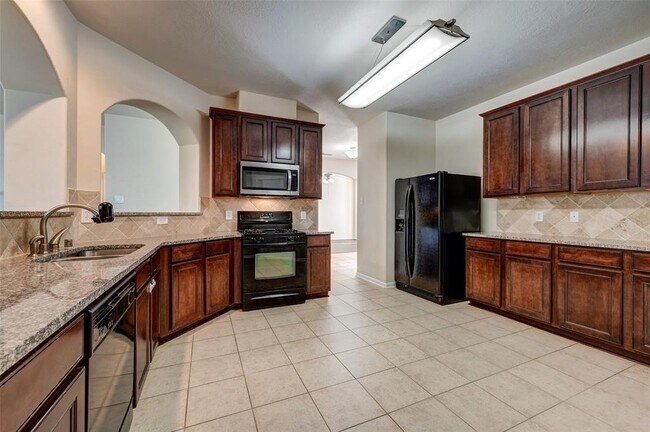Building Photo - 7414 Compass Rose Dr