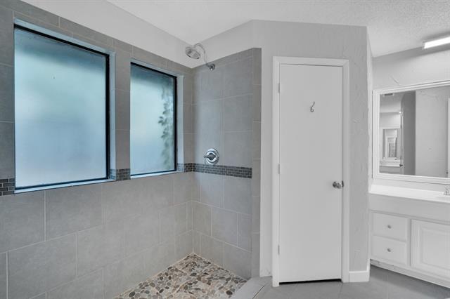 Building Photo - 5717 Stage Line Ct