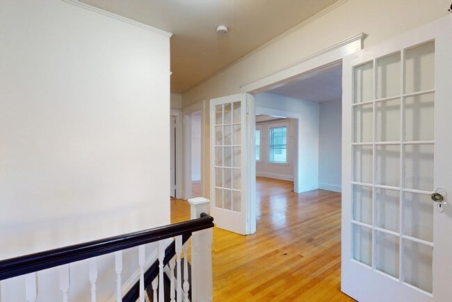 Primary Photo - 12 Park St