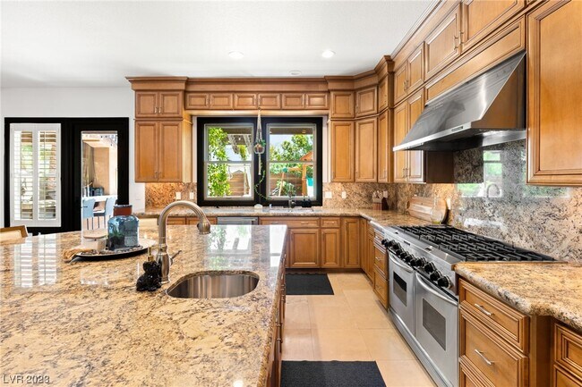 Building Photo - 4079 Villa Rafael Dr